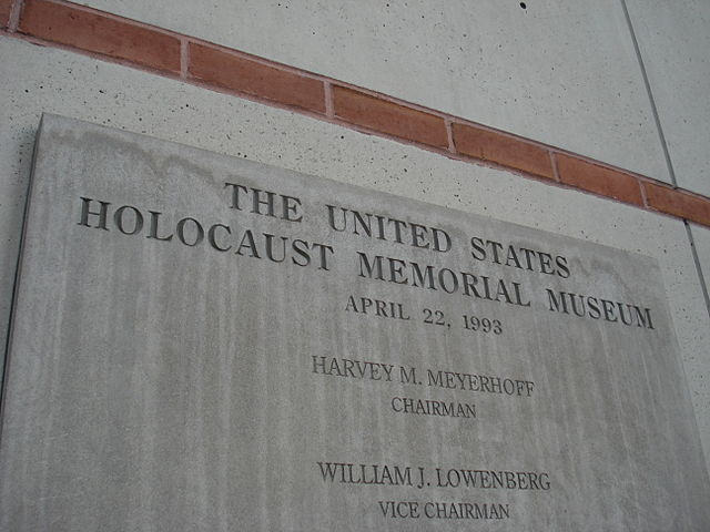 Holocaust Memorial Museum dedication plaque.